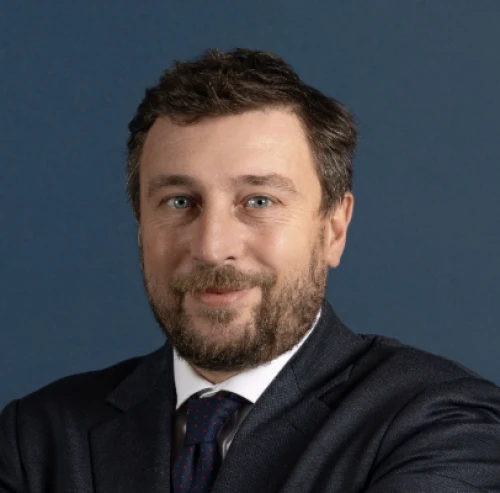 Avv. Andrea  Ferrari